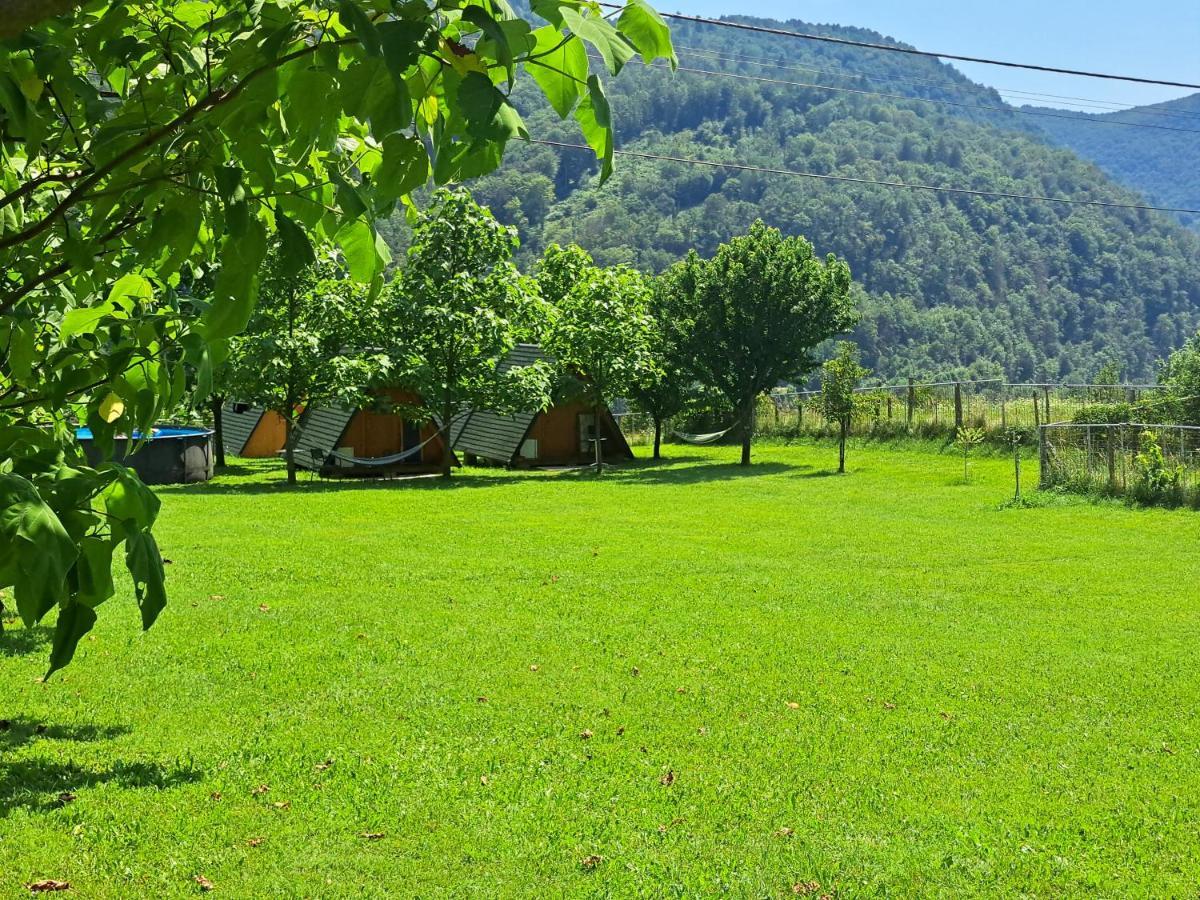 Glamping Hiske Petrin Hotell Tolmin Exteriör bild